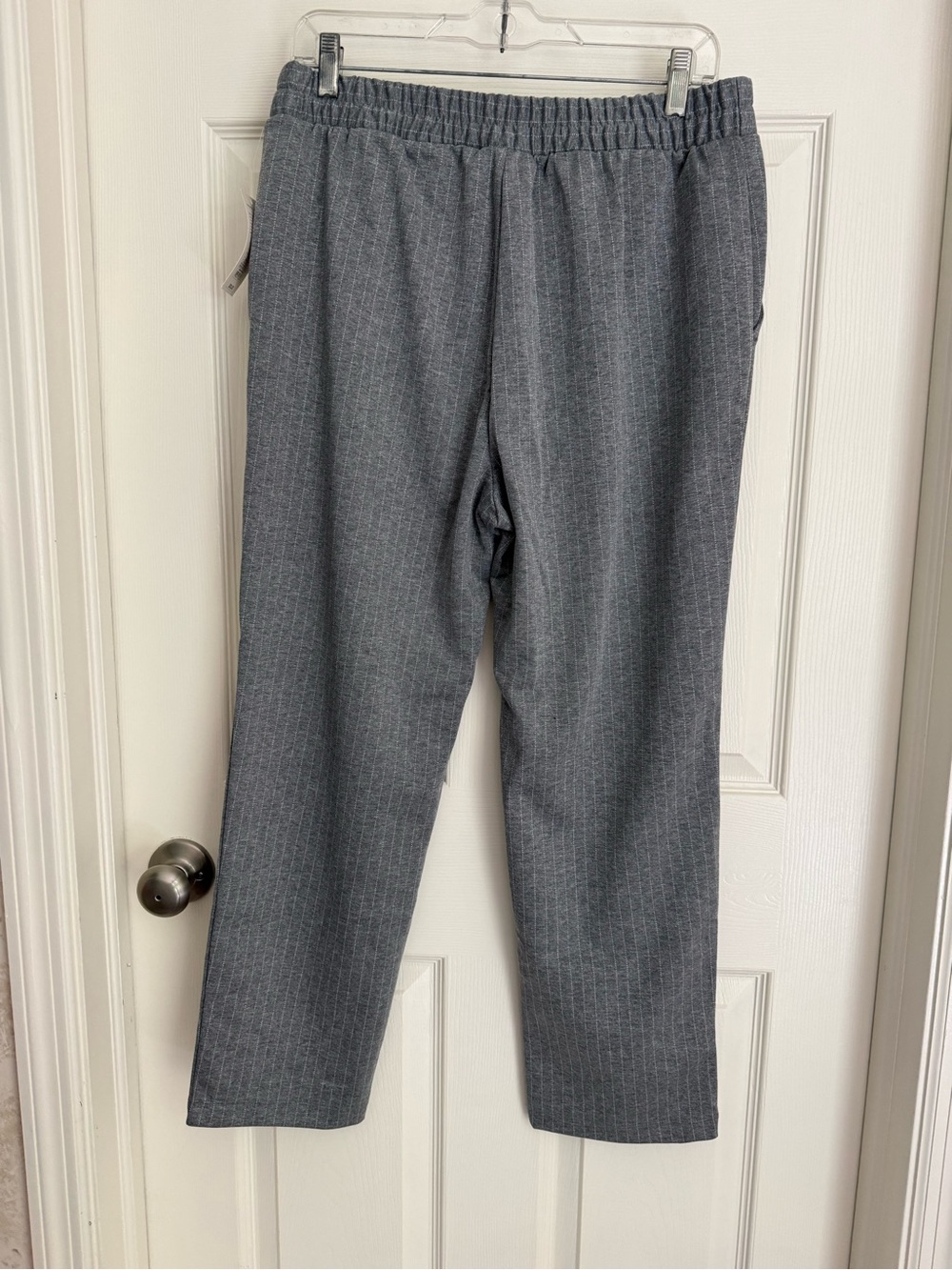 a new day Heather Gray Ribbed Knit Cropped Pants - Picture 2 of 4